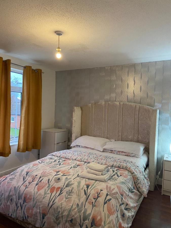 King Room In Warrington Exteriér fotografie